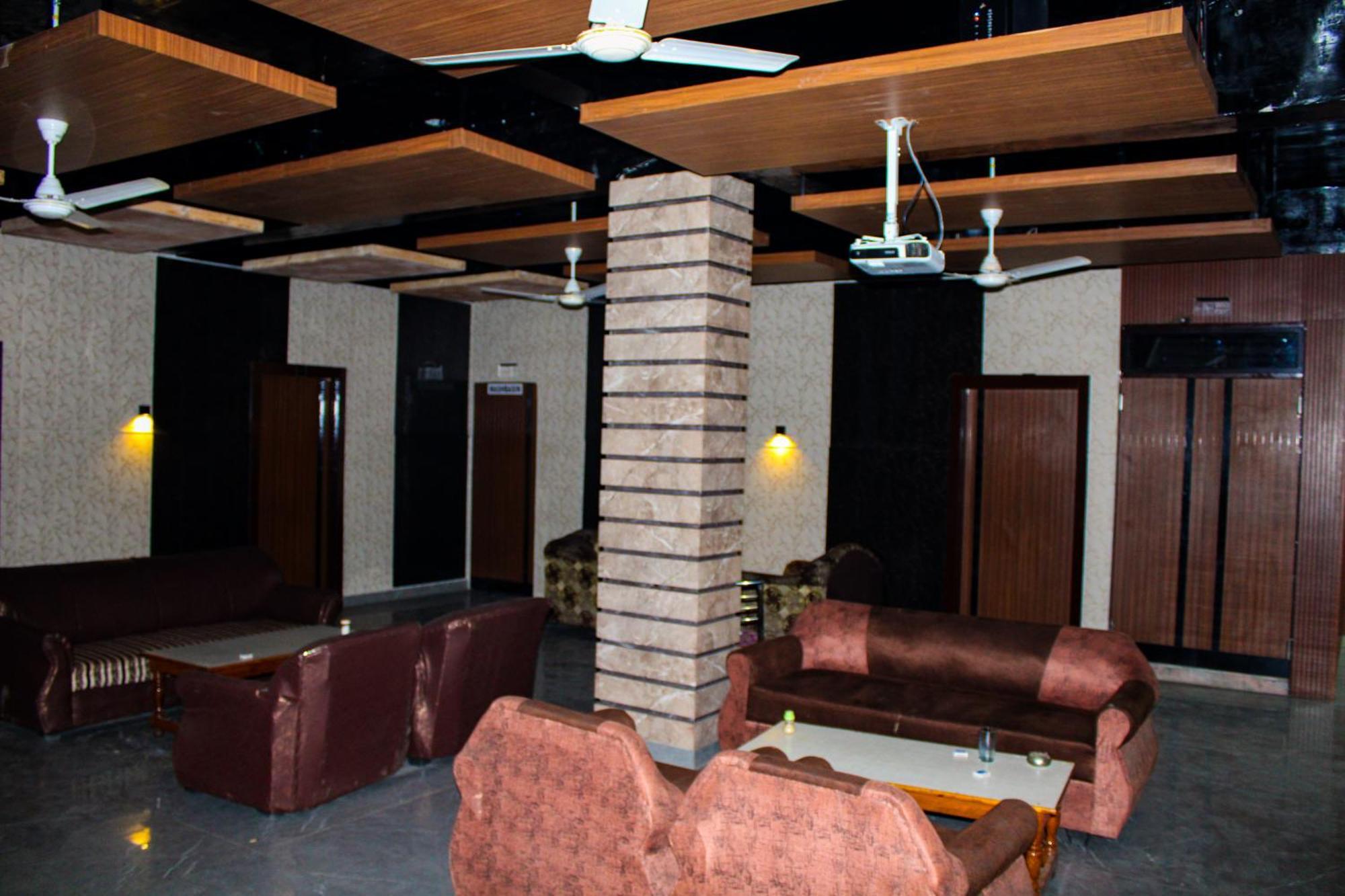 Sangam Hotel Chirawa Exterior photo