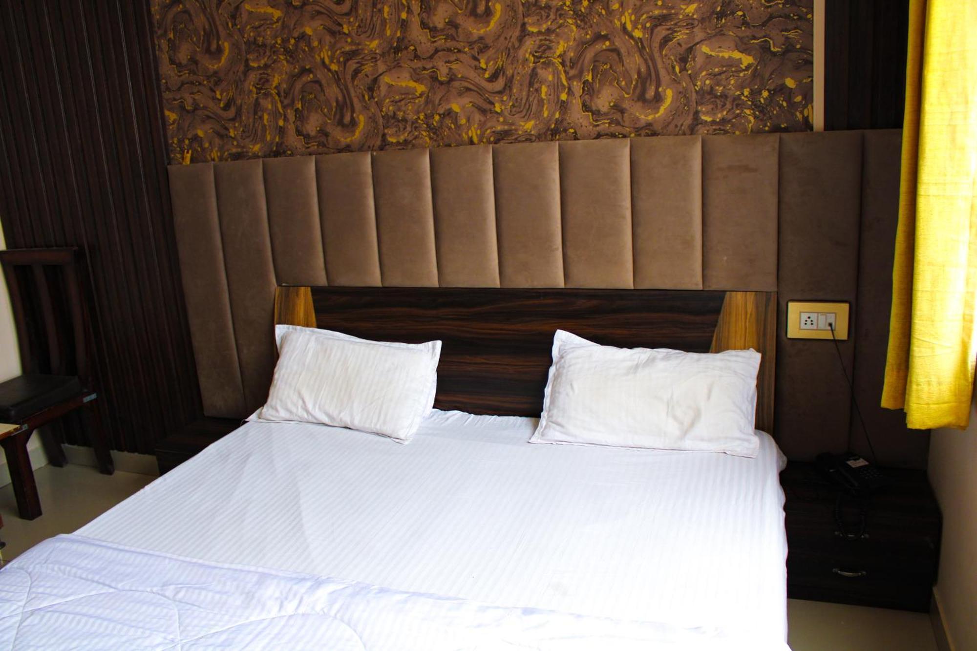 Sangam Hotel Chirawa Exterior photo
